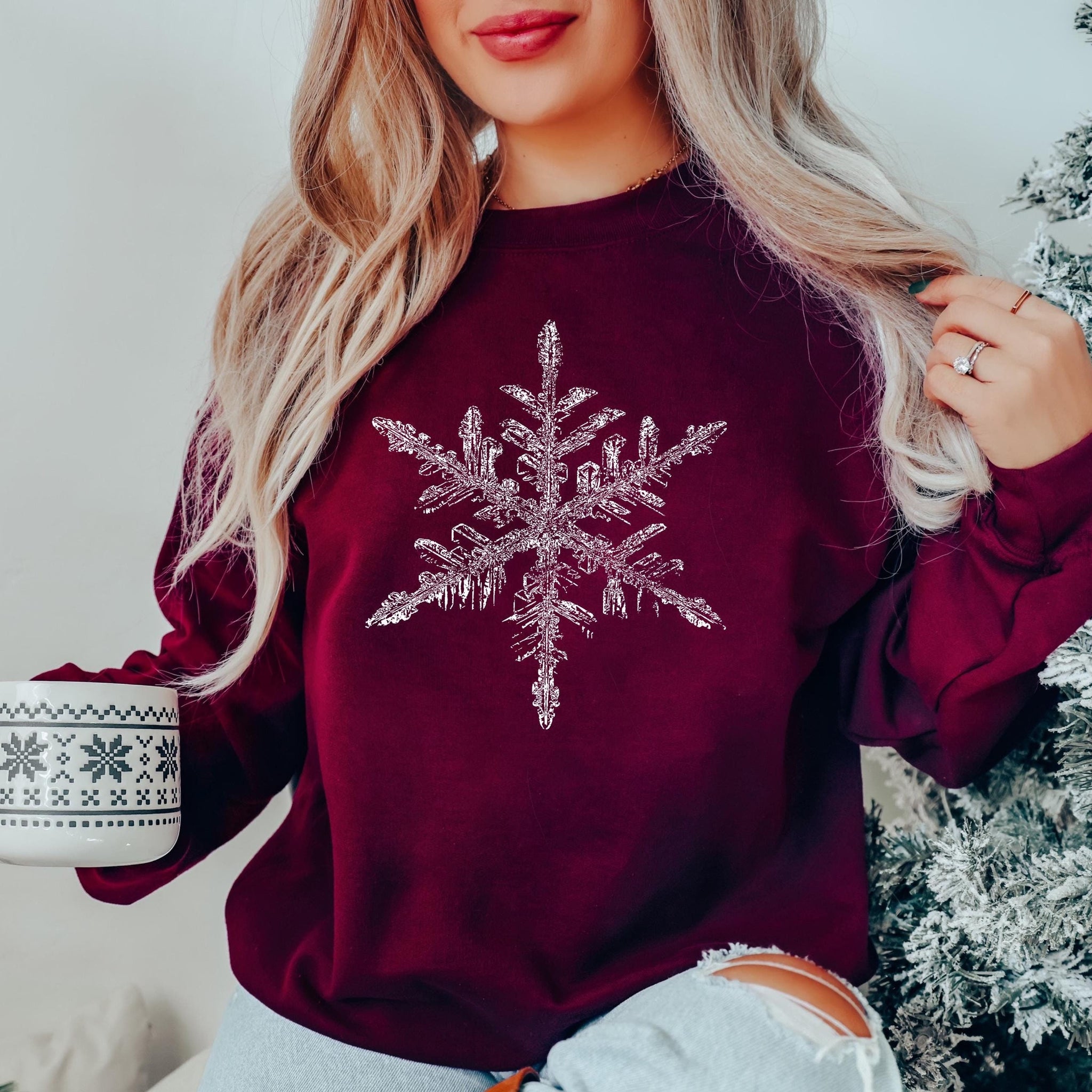 H9NEKO Snowflake Christmas Sweatshirt - Winter Sweater for Women
