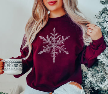 H9NEKO Snowflake Christmas Sweatshirt - Winter Sweater for Women