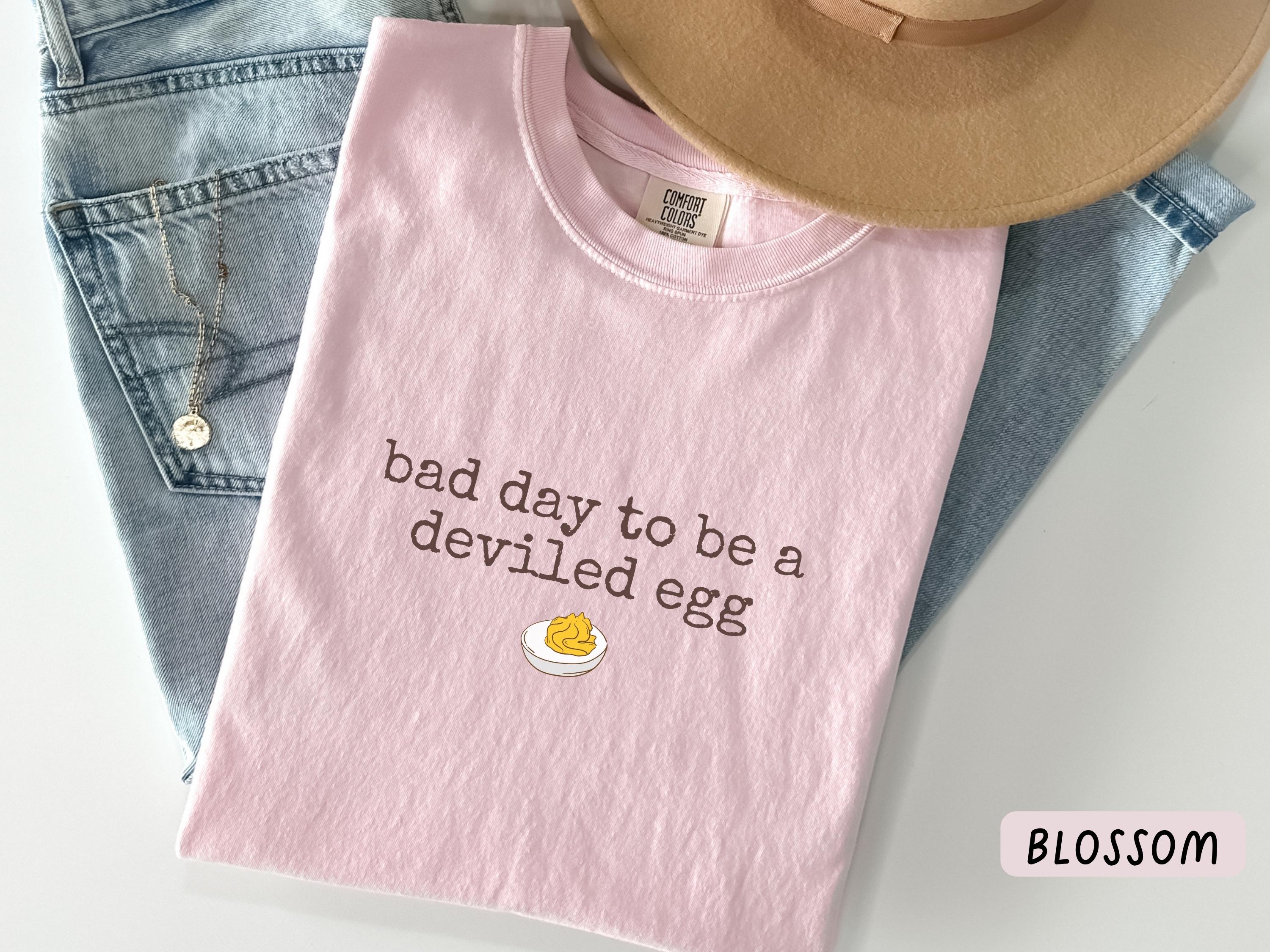 H9Neko Funny Thanksgiving Shirt – “Bad Day to Be a Deviled Egg” Comfort Colors Tee, Sarcastic Friendsgiving Food Humor T-Shirt