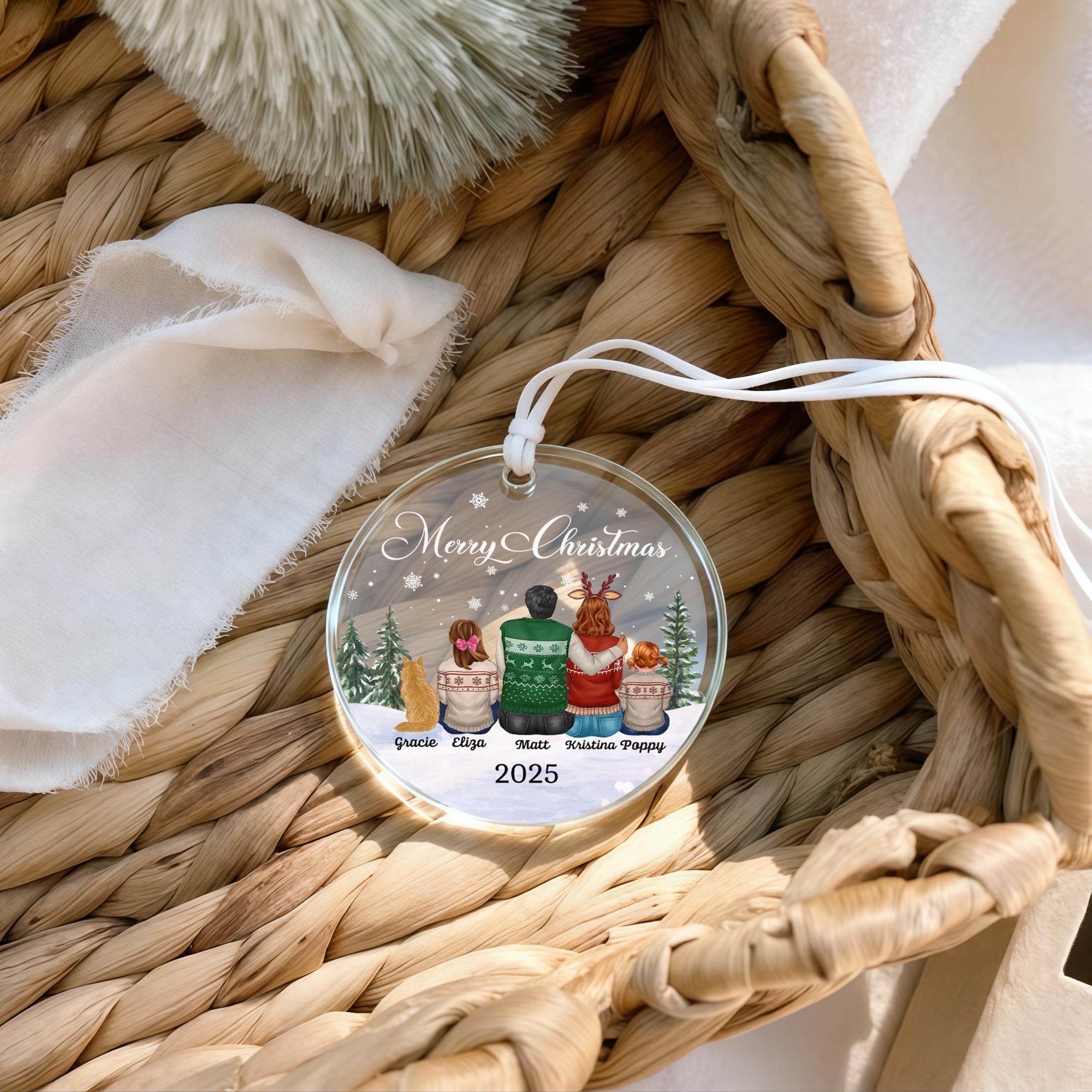 Personalized Family Ornament - A Meaningful Holiday Keepsake | H9neko