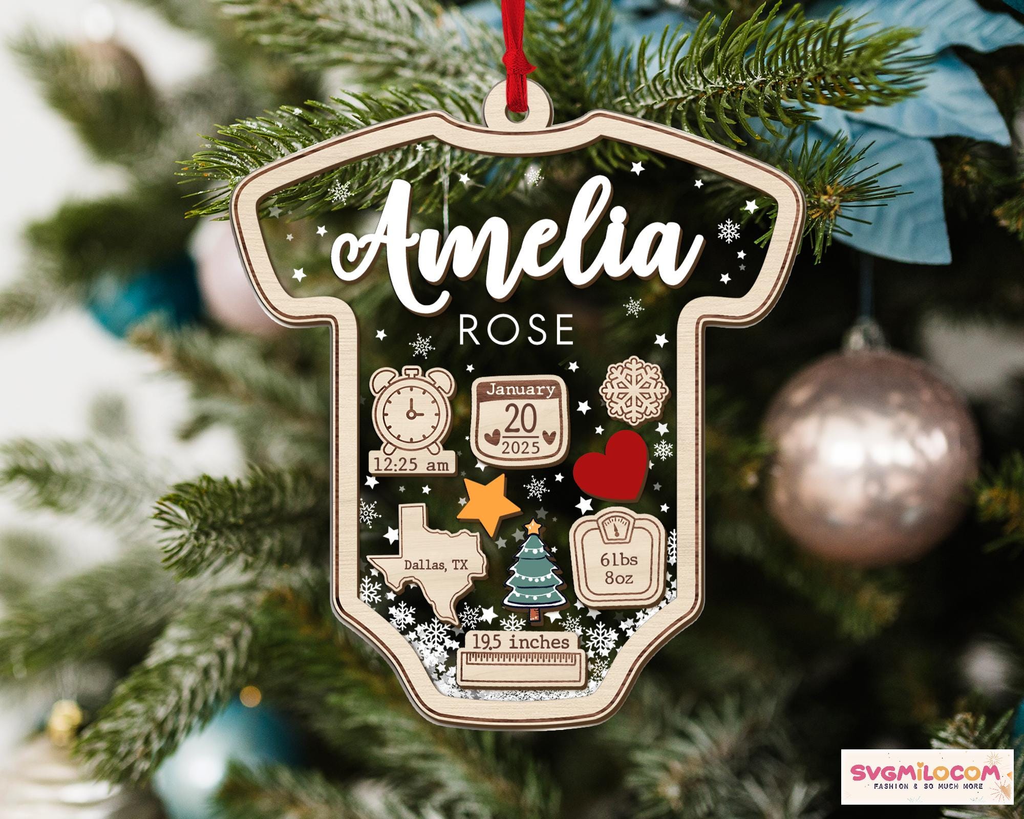 Personalized 4D Shaker Baby Keepsake Ornament for First Christmas
