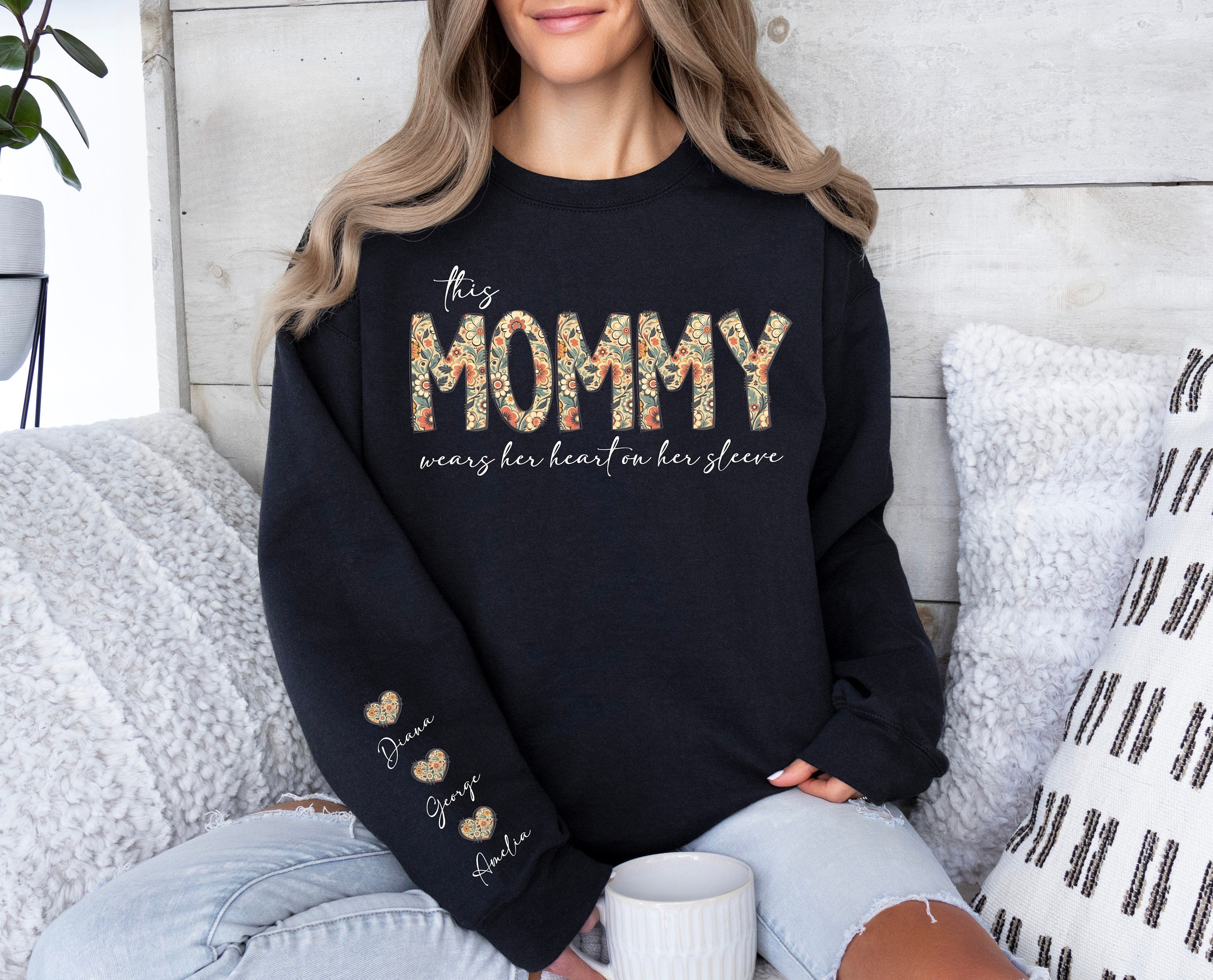 H9NEKO Custom Grandma Heart Sleeve Hoodie - Personalized Grandparent Gift