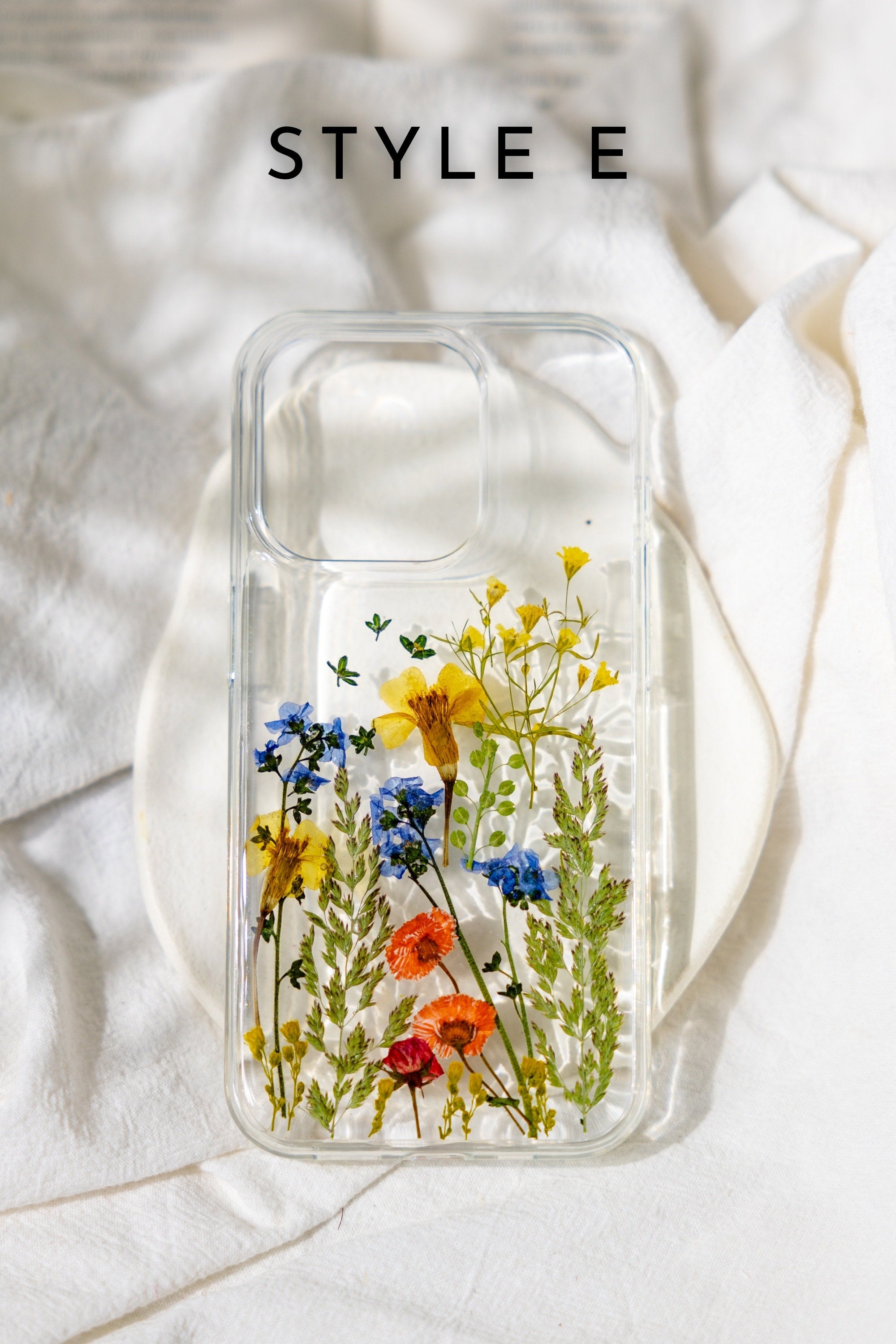 Real Pressed Flower Phone Case – Handmade Floral Resin Cover for iPhone 17/16/15 Pro Max | H9Neko