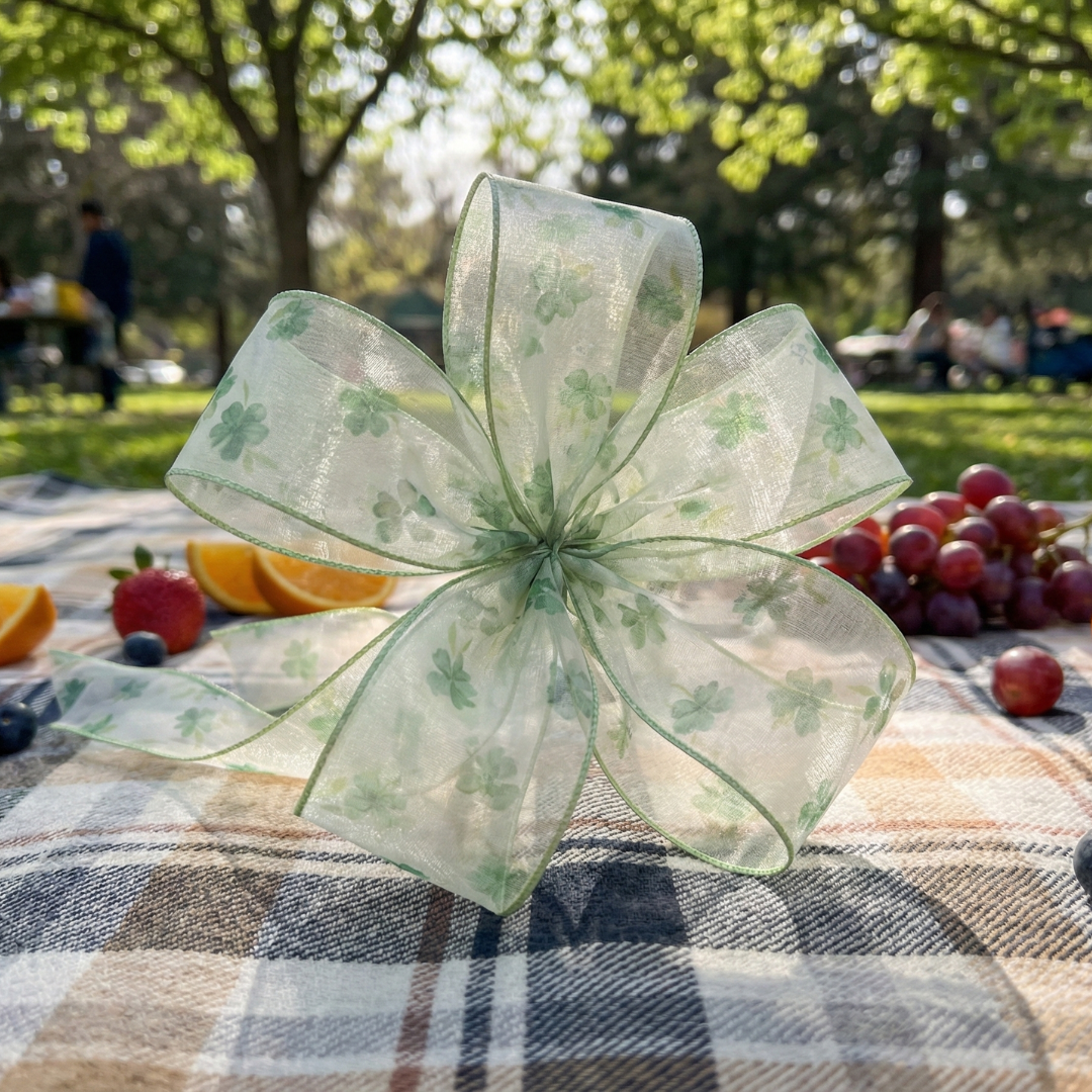 H9Neko Sheer Organza Ribbon with Green 5-Petal Flower Pattern - Gift Wrapping & Delicate Bow Making Roll